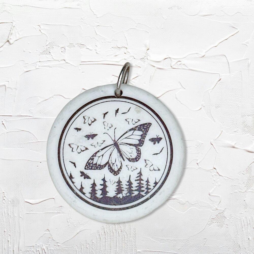 6792. Butterfly Pendant Cream Ceramic